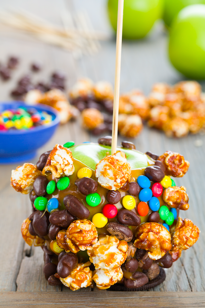 17 Best Caramel Apple Recipes and Toppings - Candy Apple Ideas - Delish.com