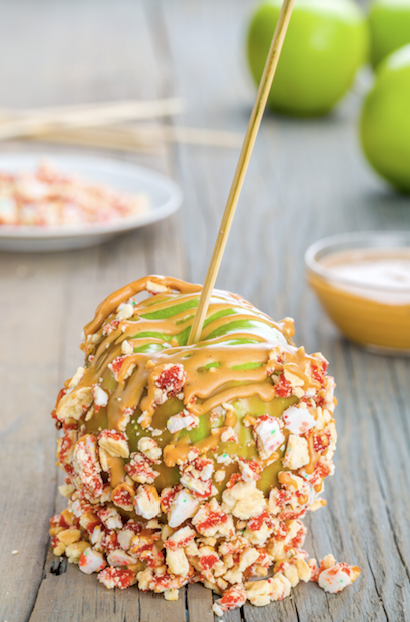 Food, Apple, Dish, Cuisine, Ingredient, Produce, Fruit, Vegetarian food, Plant, Confectionery, 