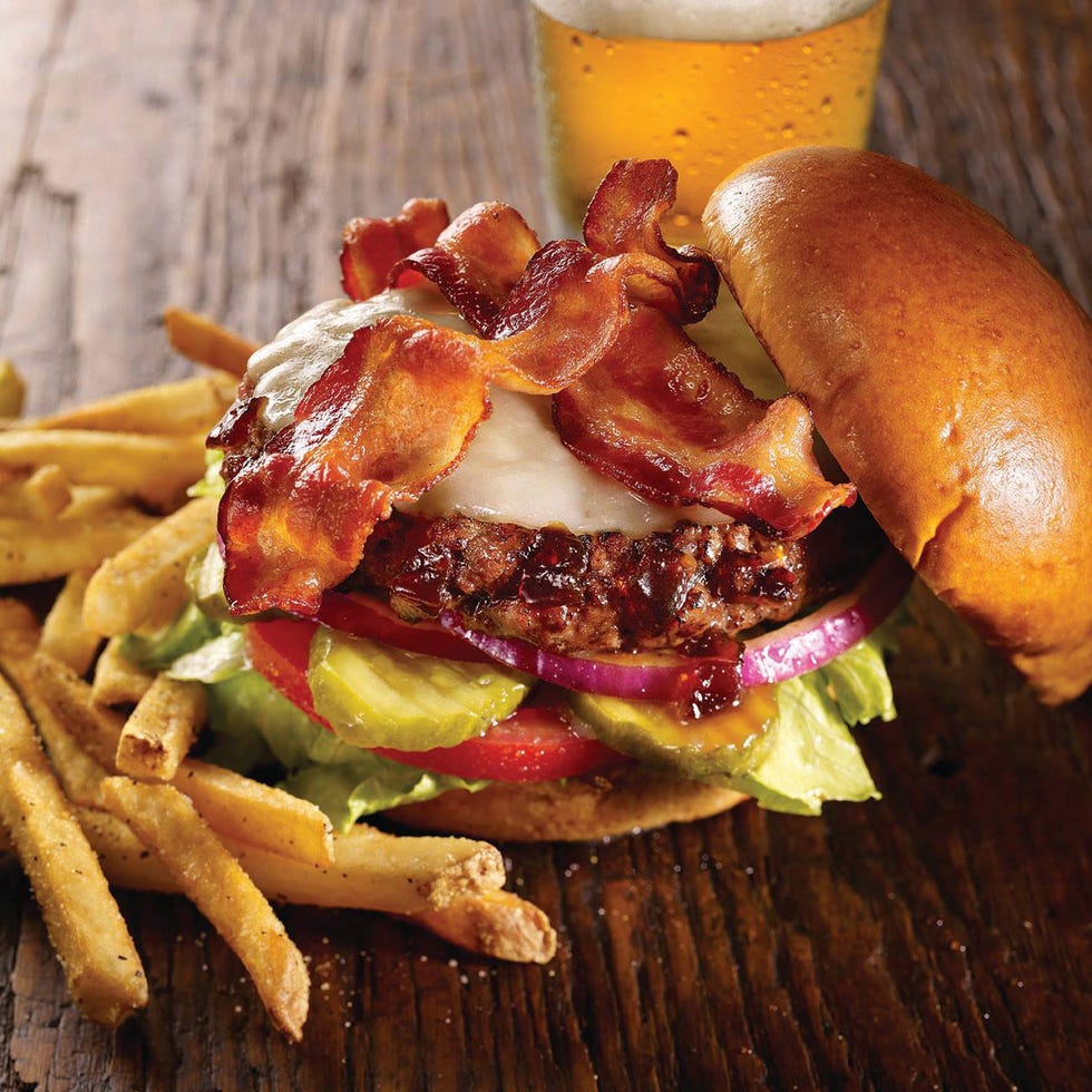 Beer, Food, Finger food, Ingredient, Fried food, Beer glass, Drink, French fries, Alcoholic beverage, Alcohol, 
