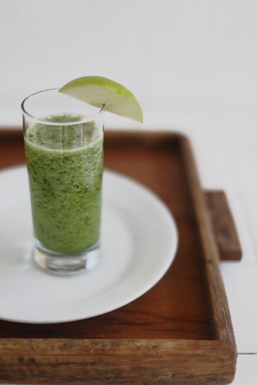 samantha-wennerstrom-delish-smoothies greens on the go smoothie