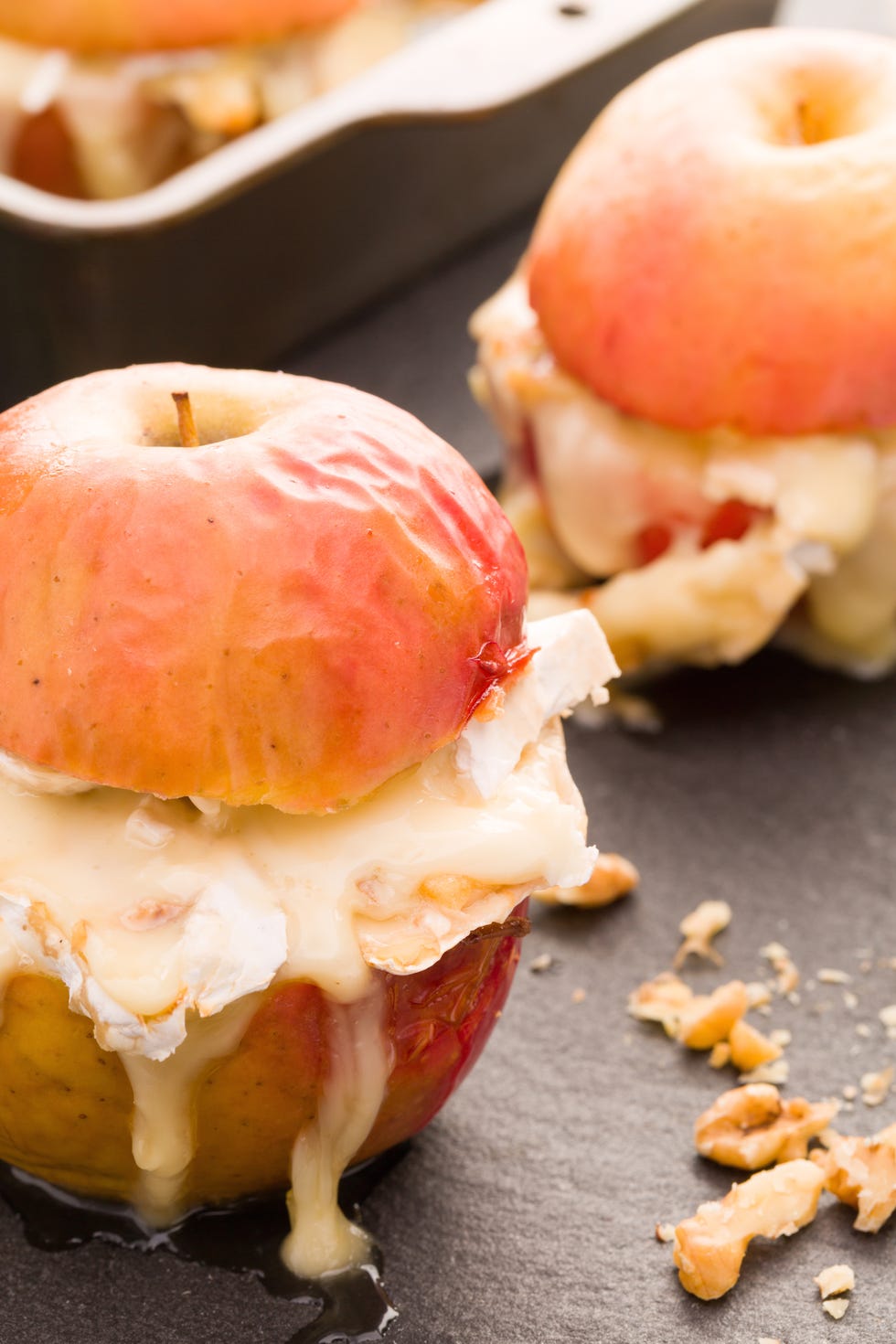 baked-apple-brie