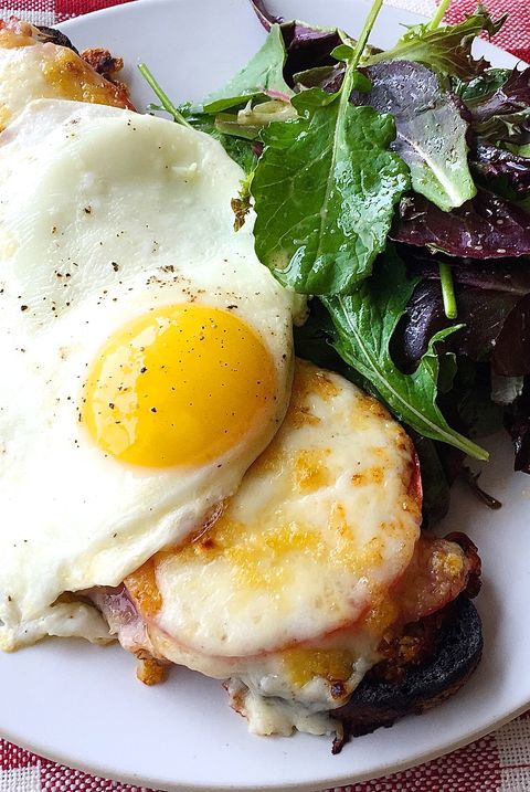 croque madames with tomato and rosemary ham