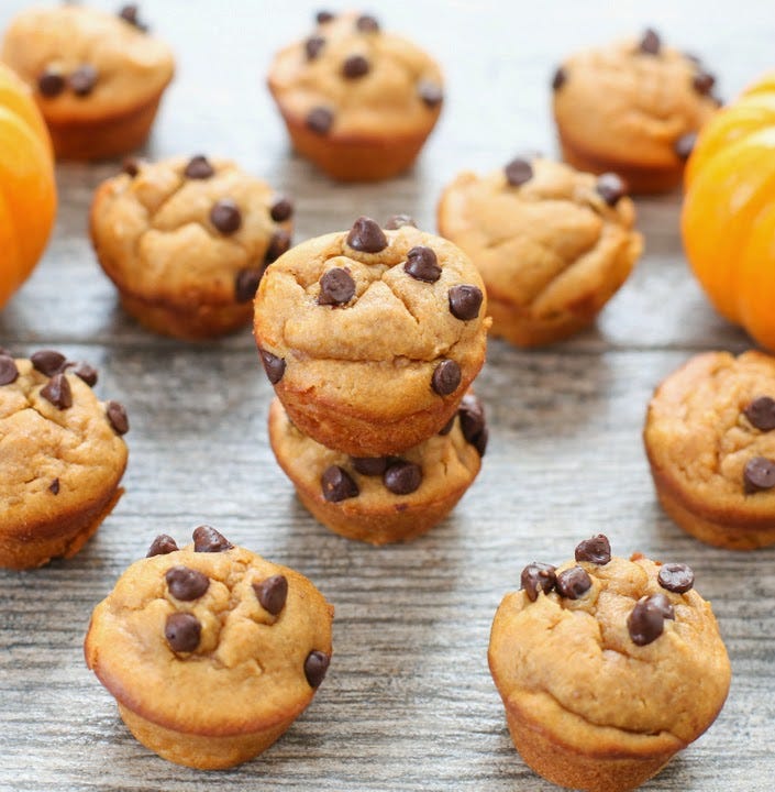Food, Dish, Baking, Cuisine, Dessert, Cookie dough, Baked goods, Chocolate chip, Chocolate chip cookie, Ingredient, 