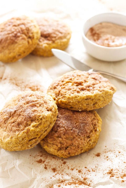 Dish, Food, Cuisine, Snickerdoodle, Cookies and crackers, Dessert, Ingredient, Baked goods, Cookie, Sandwich Cookies, 