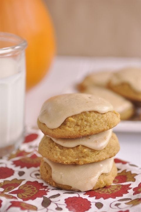 Food, Sandwich Cookies, Dish, Cookies and crackers, Ingredient, Dessert, Cuisine, Biscuit, Cookie, Baked goods, 