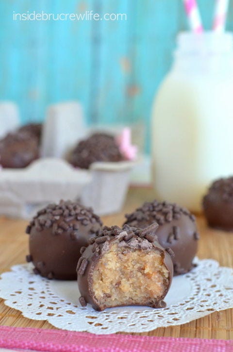 Food, Cuisine, Ingredient, Sweetness, Dessert, Finger food, Confectionery, Dish, Recipe, Baked goods, 