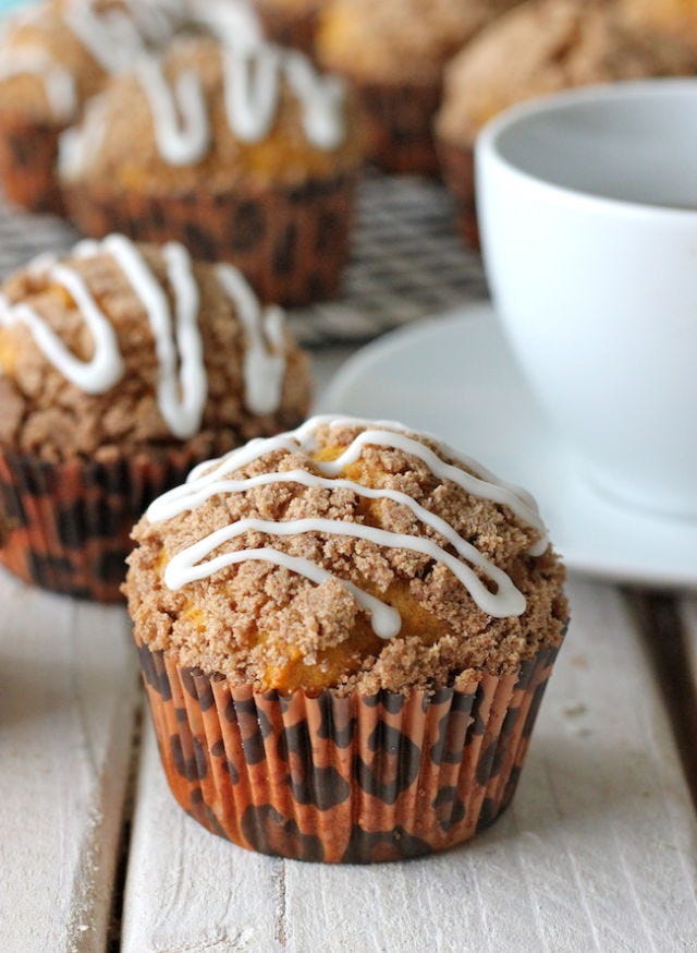 Dish, Food, Cuisine, Muffin, Baked goods, Dessert, Ingredient, Baking, Spider web, Gluten, 