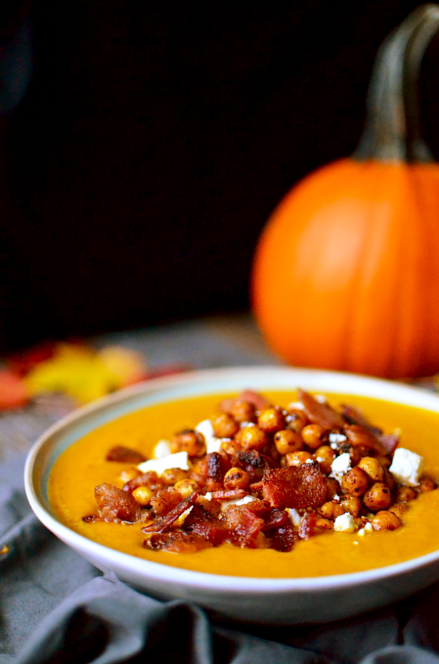 <p>Hey, guys: BACON.</p><p>Get the recipe from <a href="http://www.yammiesnoshery.com/2014/10/spicy-pumpkin-soup-with-bacon-and-spicy.html#TrKOOlA0MKlI2qv7.32">Yammie's Noshery</a>.</p>