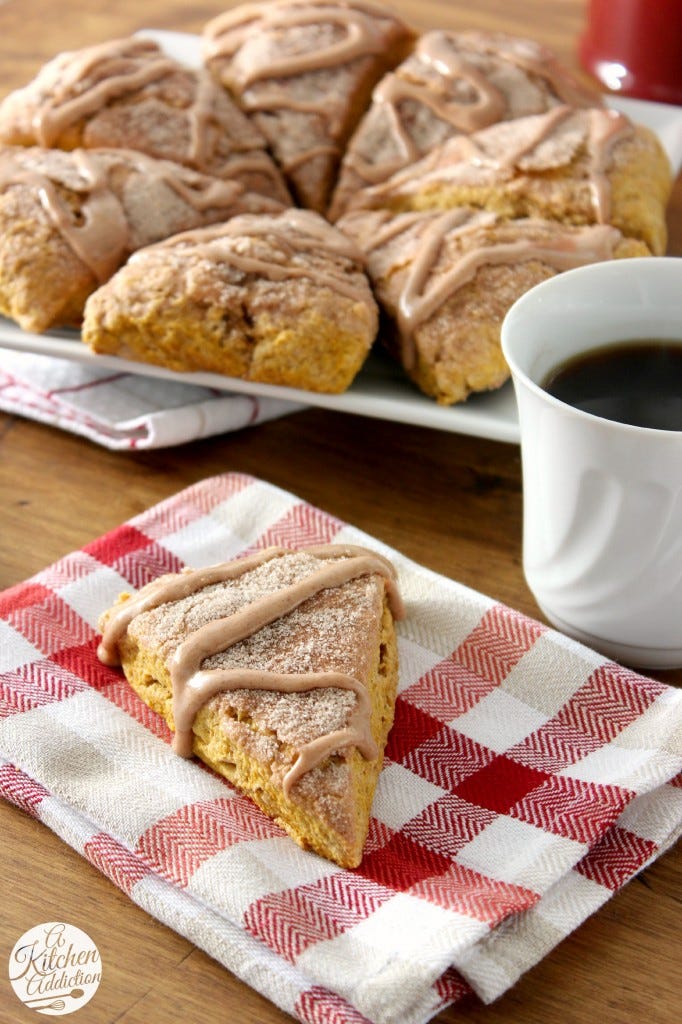 Dish, Food, Cuisine, Ingredient, Baked goods, Dessert, Scone, Soda bread, Produce, Breakfast, 