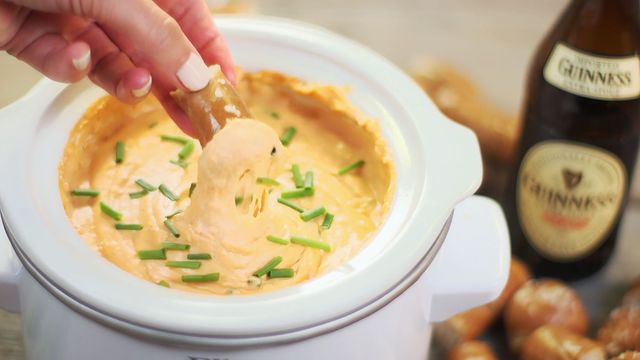 Slow-Cooker Cheese Dip Recipe: How to Make It