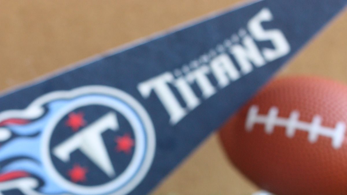 Tennessee Titans Football And Field Cake 