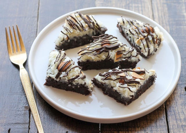 almond-joy-brownies