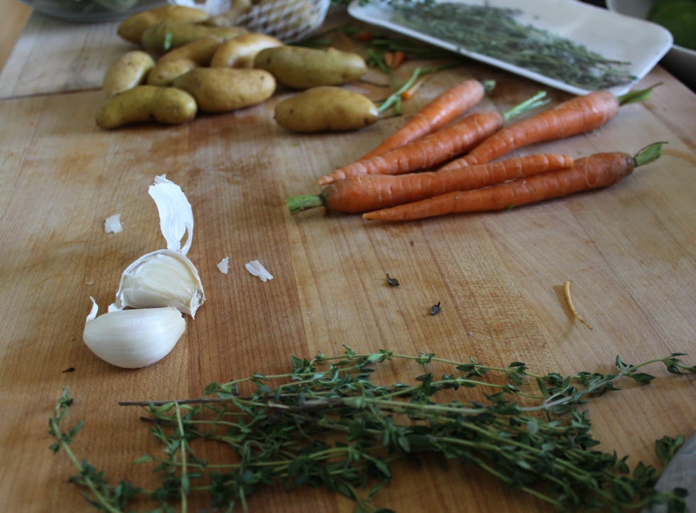 Carrot, Whole food, Food, Root vegetable, Natural foods, Ingredient, Produce, Local food, Vegetable, Vegan nutrition, 