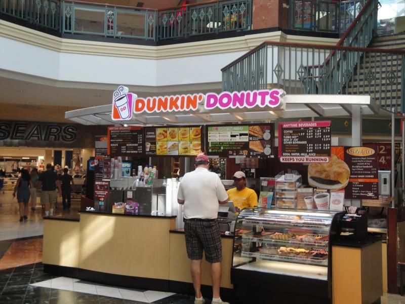 Dunkin' Donuts is Closing 100 Locations Nationwide