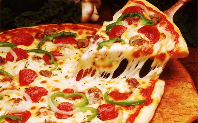 Food, Ingredient, Dish, Pizza, Fast food, Cuisine, Recipe, Pizza cheese, Flatbread, California-style pizza, 