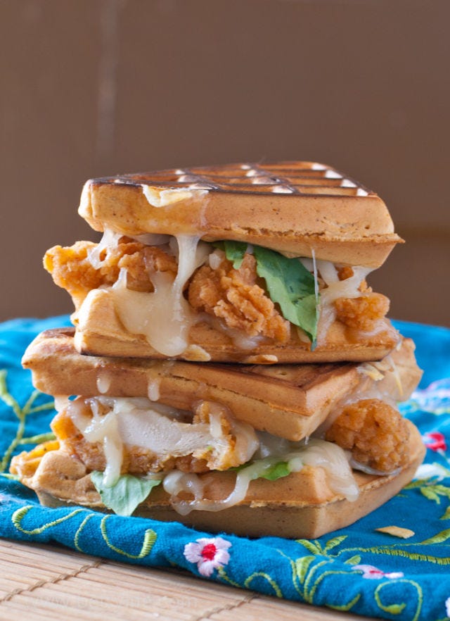 Dish, Food, Cuisine, Ingredient, Produce, Finger food, Baked goods, Hamburger, Fast food, American food, Dish, Food, Cuisine, Ingredient, Produce, Finger food, Baked goods, Hamburger, Fast food, American food,