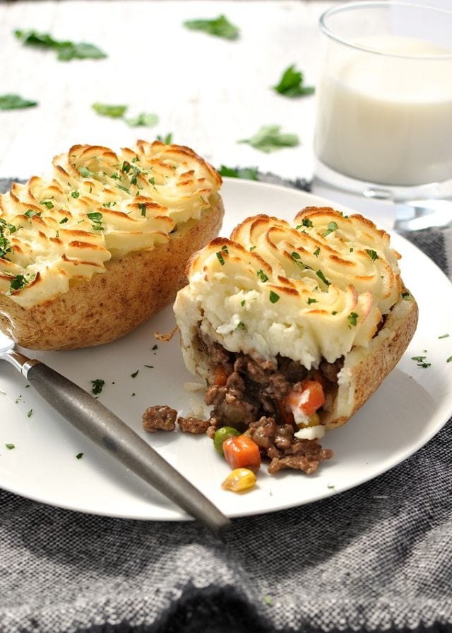 Dish, Food, Cuisine, Ingredient, Cottage pie, Comfort food, Produce, Recipe, Staple food, Potato, 