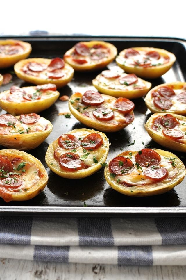Dish, Food, Cuisine, Ingredient, Baked goods, Produce, Finger food, Recipe, Staple food, appetizer, 