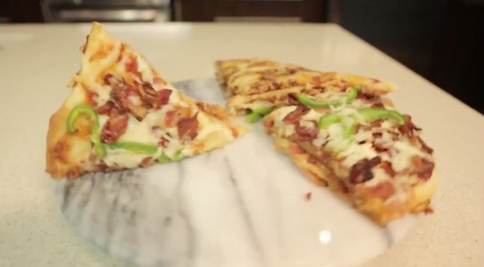 Cuisine, Food, Finger food, Ingredient, Dish, Plate, Pizza, Recipe, Baked goods, Garnish, 