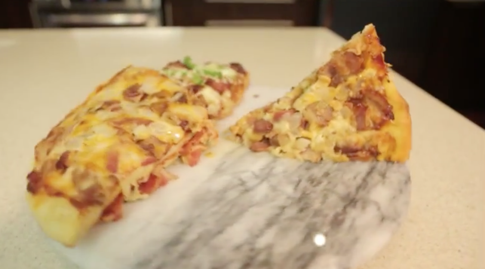Food, Cuisine, Ingredient, Dish, Pizza, Recipe, Baked goods, Finger food, Pizza cheese, Fast food, 