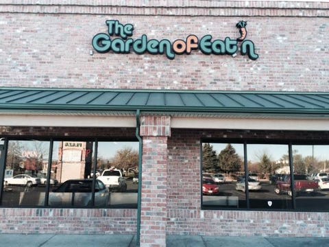Here Are 21 of the Punniest Restaurant Names Across the Country-Check Out  These 21 Punny Restaurant Names From Across the Country
