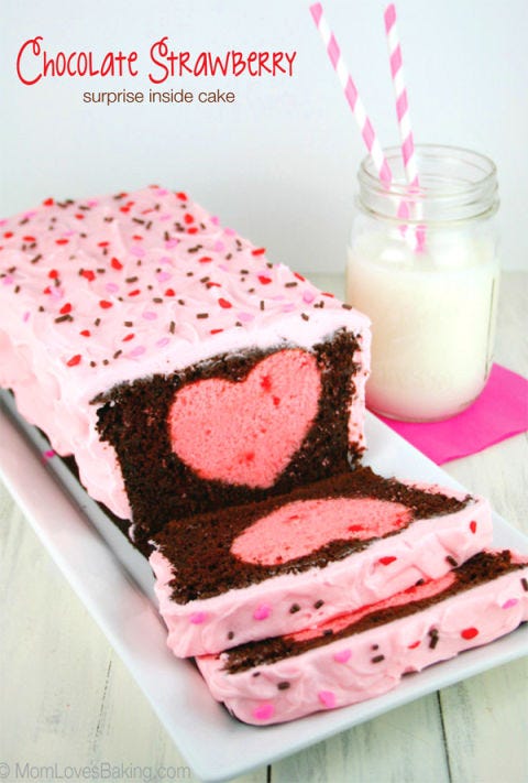 Food, Dish, Cuisine, Dessert, Frozen dessert, Snack cake, Cake, Baked goods, Pink, Buttercream, 