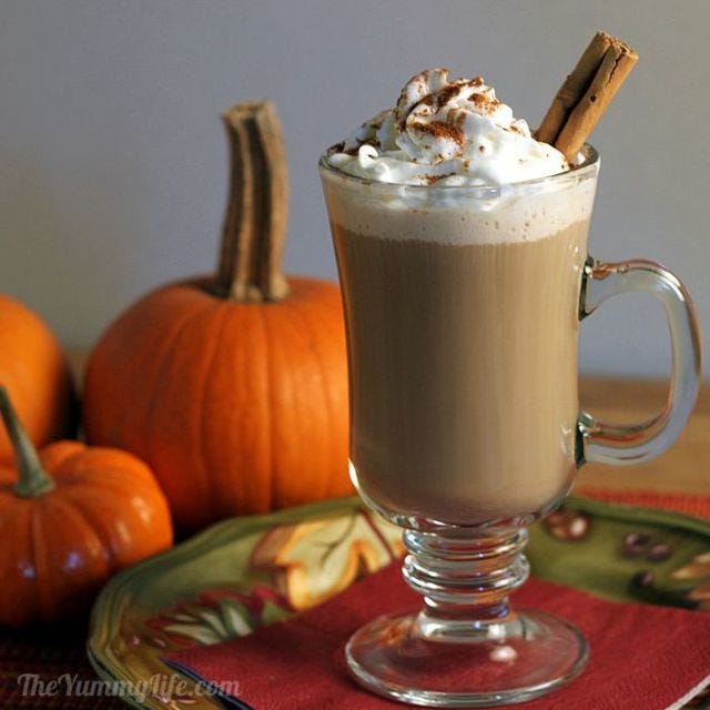 Food, Irish cream, Milkshake, Drink, Latte, Whipped cream, Floats, Non-alcoholic beverage, Cream, Irish coffee, 