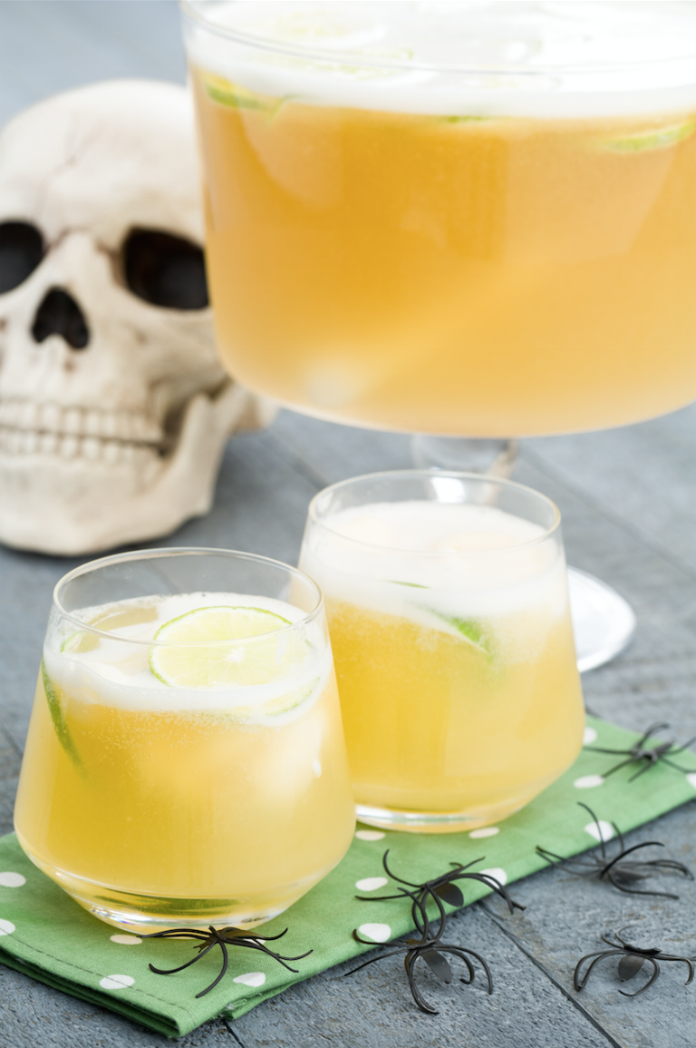 8 Easy Whisky Halloween Cocktail Punch Recipes - Ballantine's US