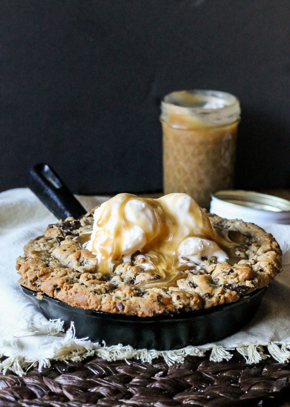 Dish, Food, Cuisine, Ingredient, Dessert, Produce, Snack, Breakfast, Oatmeal, Baked goods, 