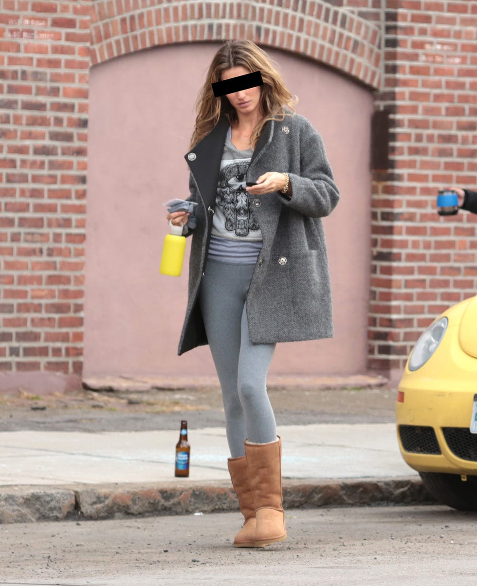 Uggs and Leggings