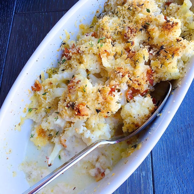Cheesy Cauliflower Gratin with Bacon and Thyme Bread Crumbs Cheesy Cauliflower Gratin with Bacon and Thyme Bread Crumbs