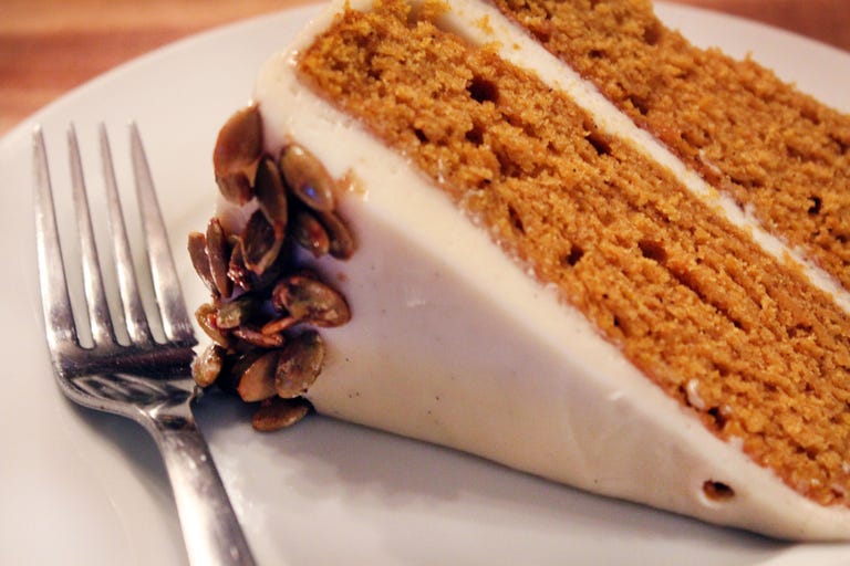 Best Pumpkin Spice Cake With Cream Cheese Icing And Salted Pumpkin Seeds Recipe How To Make 1893