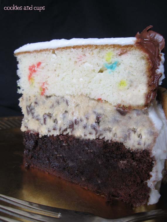 Cuisine, Food, Dessert, Baked goods, Sweetness, Ingredient, Dish, Recipe, Cake, Snack, 