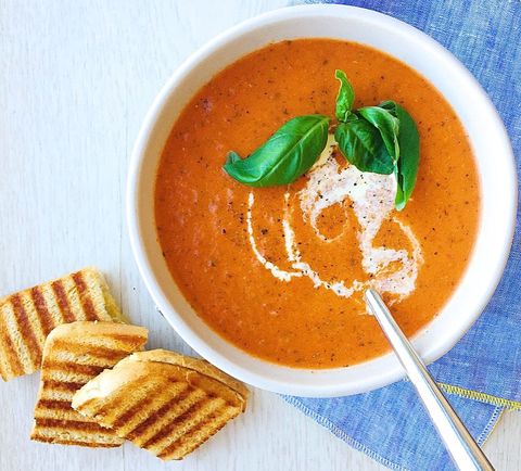 Creamy Tomato Basil Soup with Grilled Cheese Bites