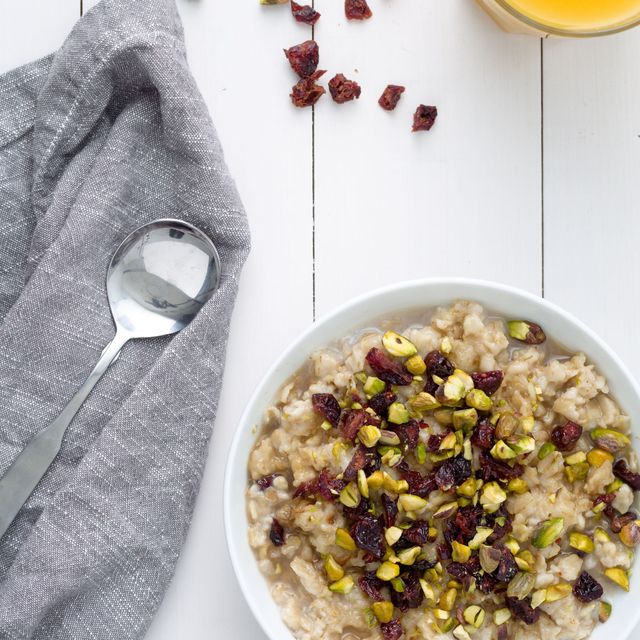 Best Maple Oatmeal With Cranberries And Pistachios Recipe - How To Make 