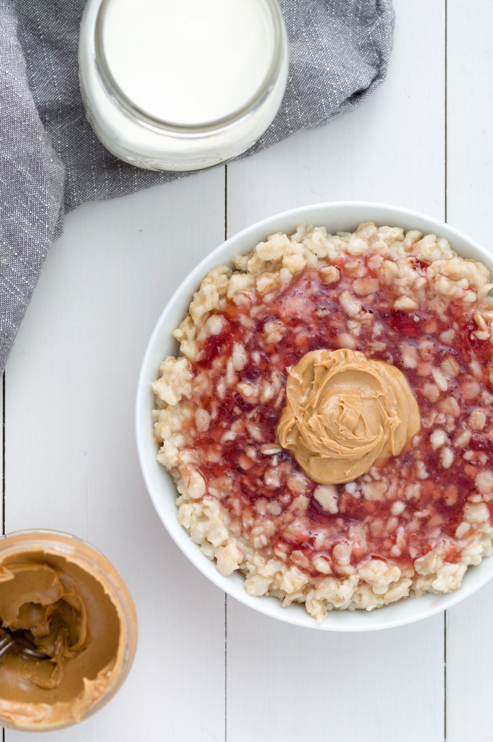 delish-peanut-butter-jelly-oatmeal