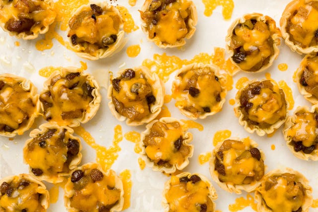 Cheddar-Apple Chutney Phyllo Cups - Delish.com cheddar apple chutney phyllo cups