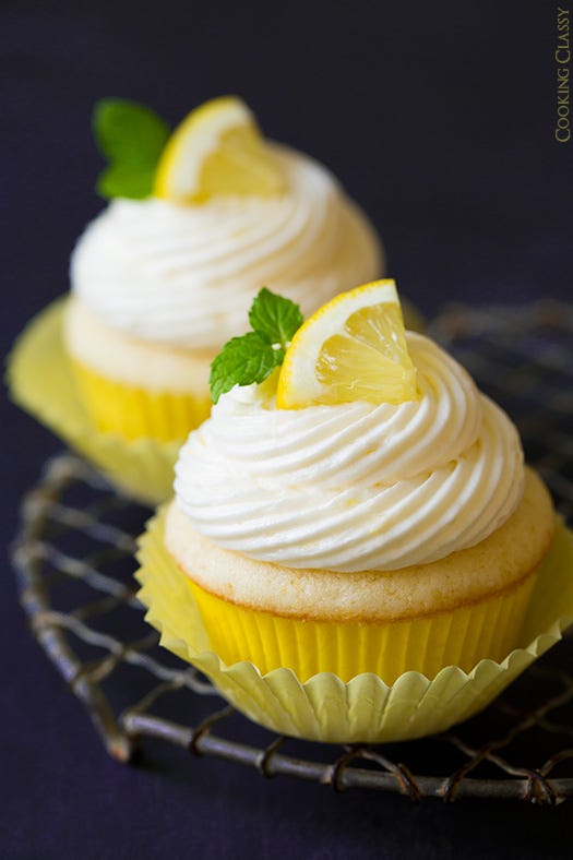 Food, Buttercream, Meringue, Dish, Cupcake, Icing, Cuisine, Yellow, Dessert, Lemon, 