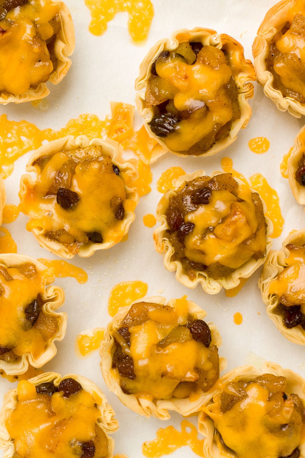 <p>Mini flaky tarts stuffed with apple chutney and shredded cheddar is an app that's as sweet to pull together as it is to eat.
</p><p>Get the recipe on <a target="_blank" href="http://gogonow.org/entertaining/tabletop/recipes/a44518/cheddar-apple-chutney-phyllo-cups-recipe/?visibilityoverride">Delish</a>.</p>