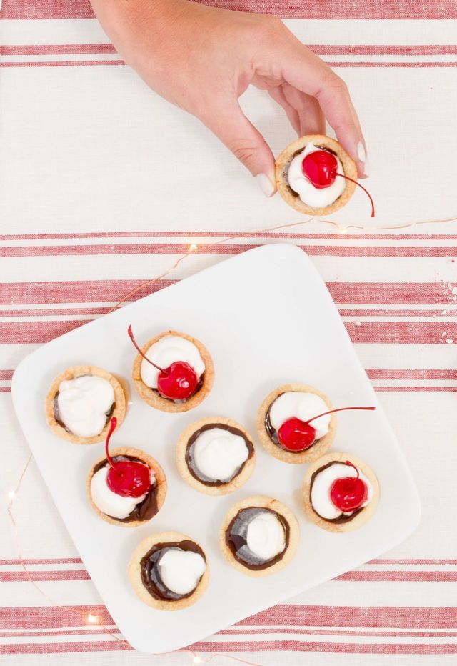 How to Make Cookie Shot Glasses