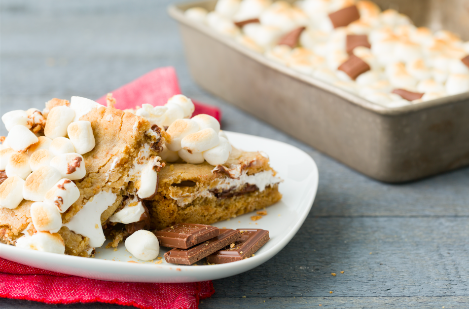 s'mores cookie bars