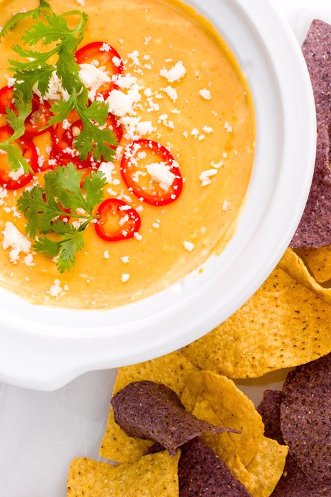 slow cooker queso delish