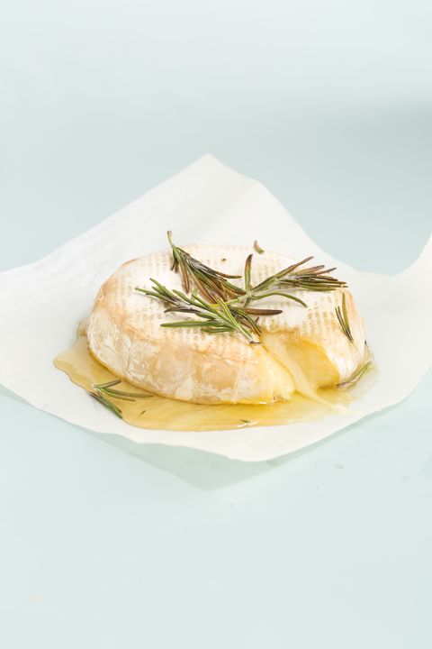 Baked Brie with Honey and Rosemary
