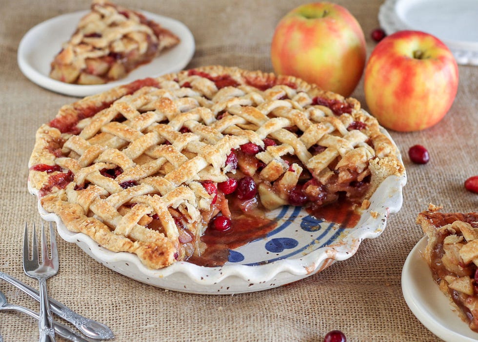 Cranberry Apple Pie Recipe How To Make Classic Cranberry Apple Pie 5859