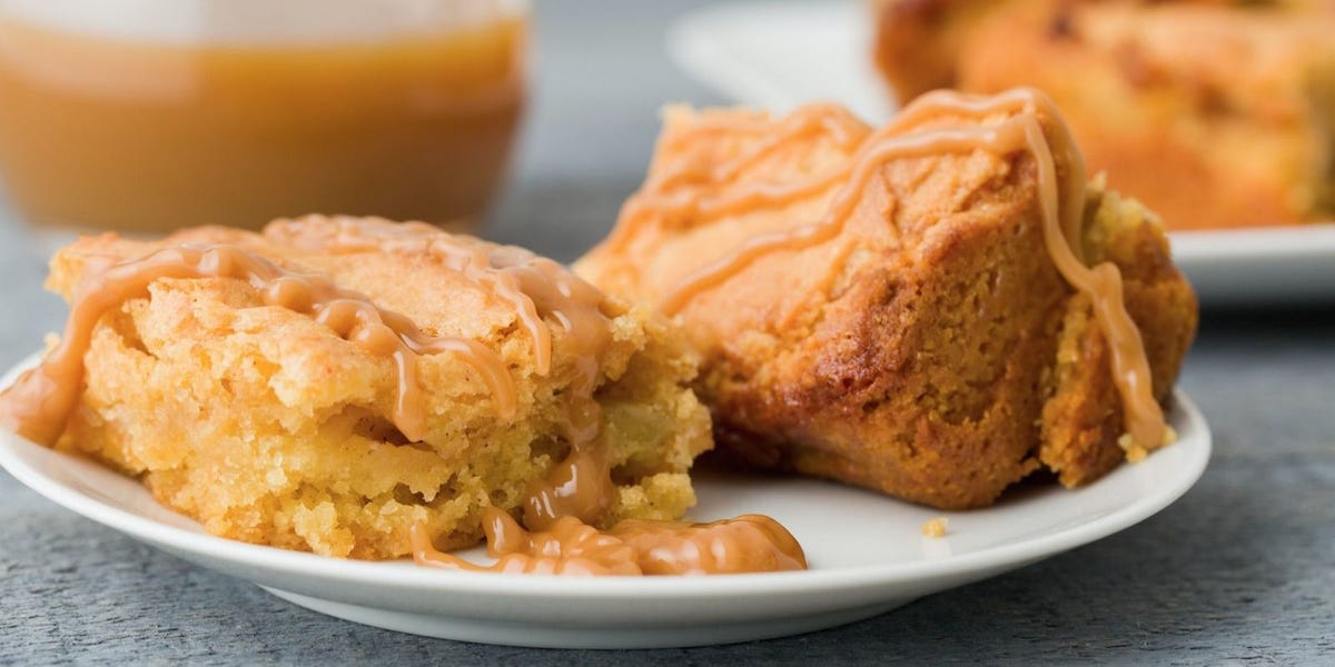 Caramel Apple Cake Bars