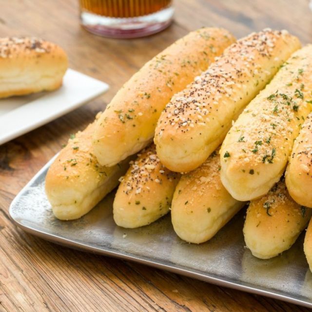 Best Ways to Top Breadsticks - Sour Cream and Onion Breadsticks ...