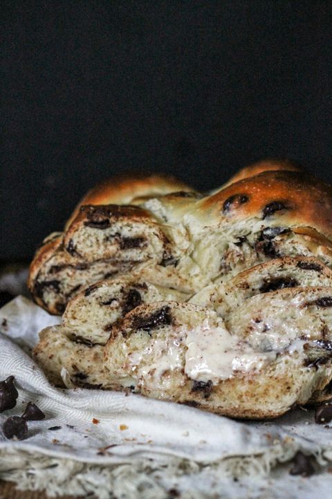 Food, Bread, Lardy cake, Cuisine, Sourdough, Soda bread, Baked goods, Stollen, Dish, Ingredient, 