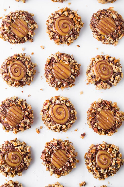 Food, Cuisine, Brown, Finger food, Confectionery, Sweetness, Ingredient, Dessert, Baked goods, Dish, 