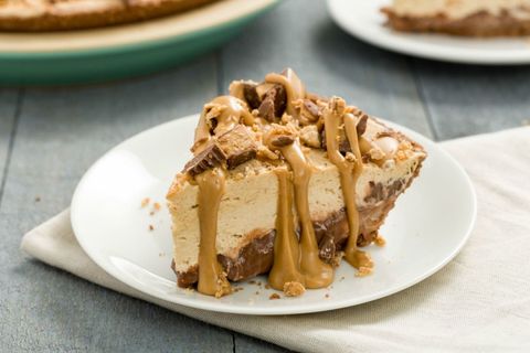 Chocolate-Peanut Butter Cool Whip Pie