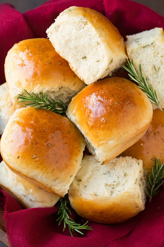 Food, Ingredient, Bread, Bun, Breakfast, Baked goods, Dish, Cuisine, Snack, Sandwich, 